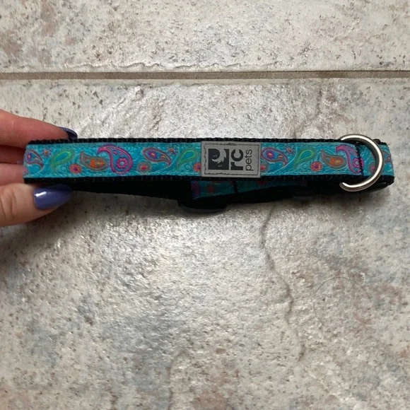 Dog Collar - Picture 2 of 6